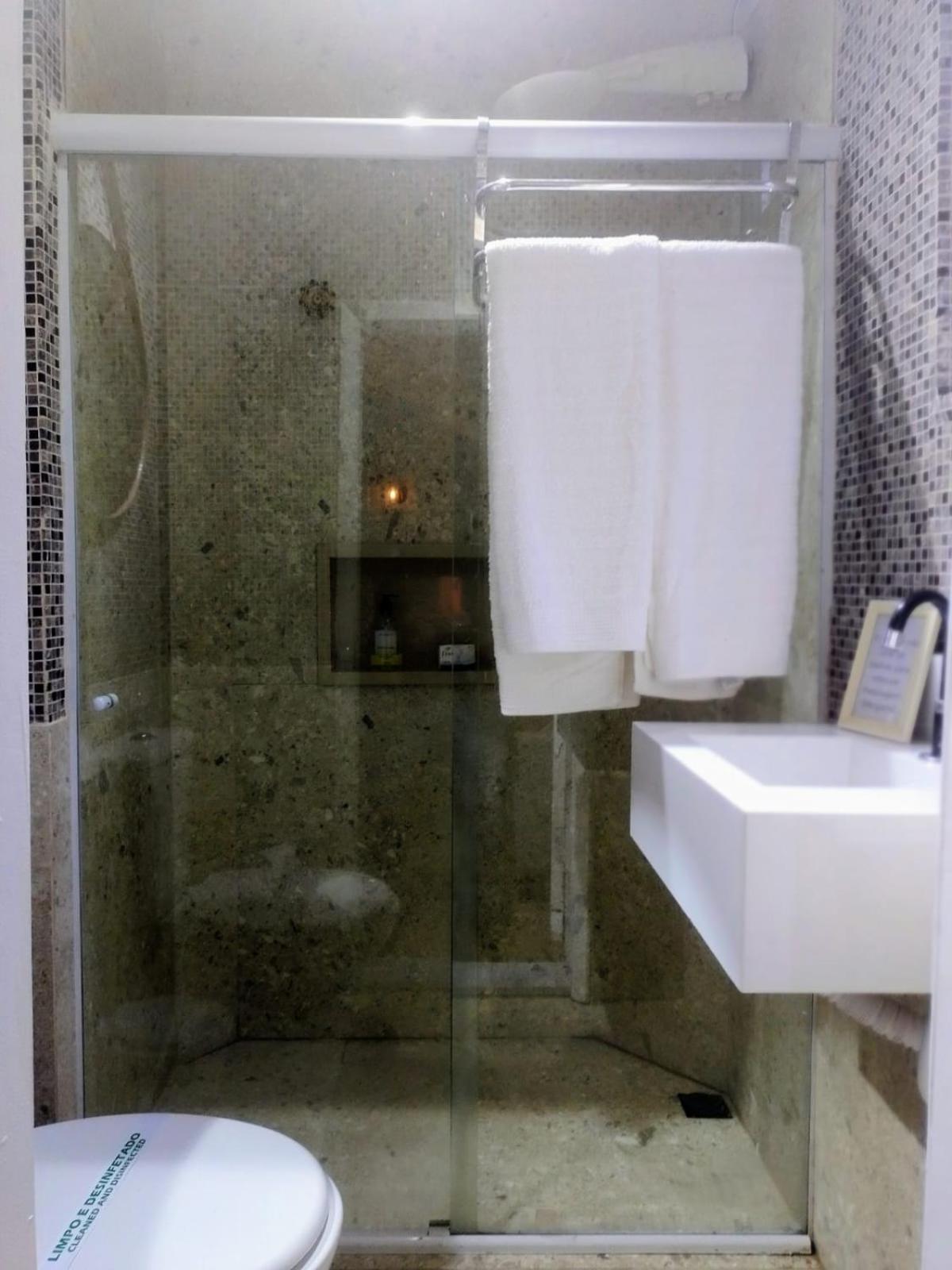 Apartamento Charmoso Do Leblon - Praia-lagoa